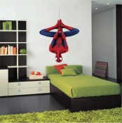 aytokollito-toixoy-sticker-spiderman-kremetai