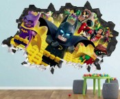 lego-batman-broke-wall-aytokollito-toixoy
